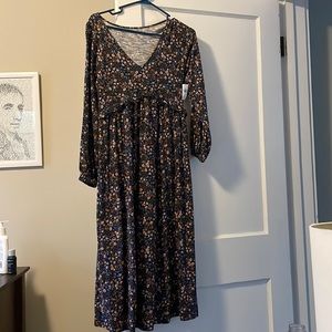 Old Navy Floral Maternity Midi Dress